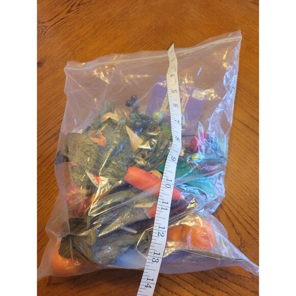 Lot of Assorted Vegetables Root Crops Floral decor Arts & Craft Pieces - Picture 11 of 11